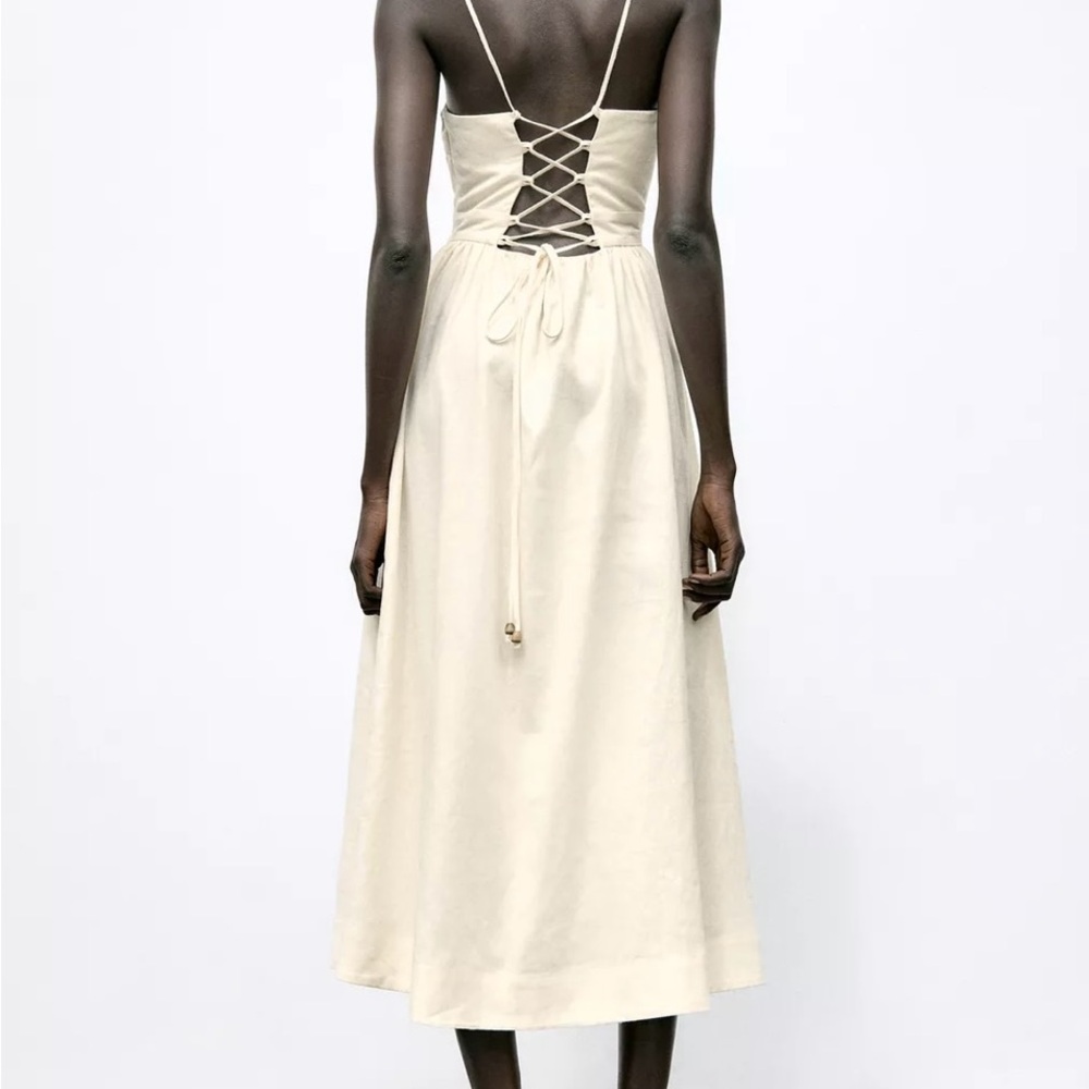 Elegant Cream Lace-Up Back Dress - Picture 3 of 11